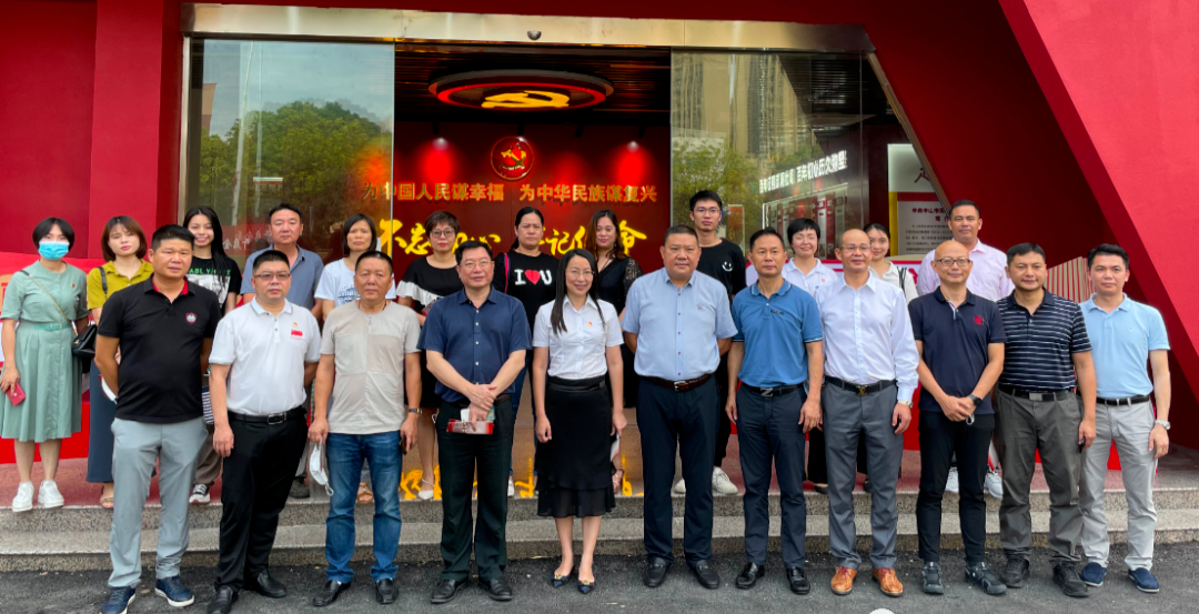 港口镇工商联（商会）开展党史学习教育实践活动001.png