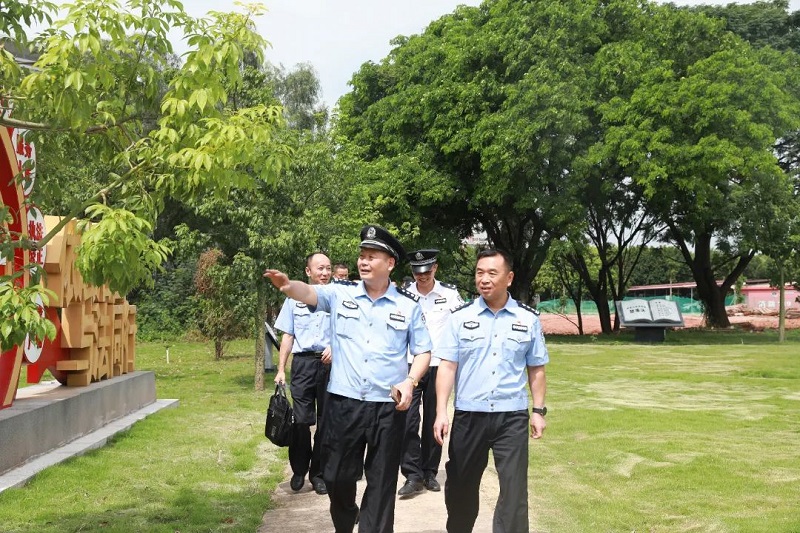 全面提升戒毒工作法治化水平，幸运时时彩(中国)开奖记录查询站
强制隔离戒毒所赴示范单位参观学习6.jpg