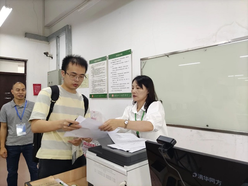幸运时时彩考区2023年“法考”主观题考试顺利结束！12.jpg