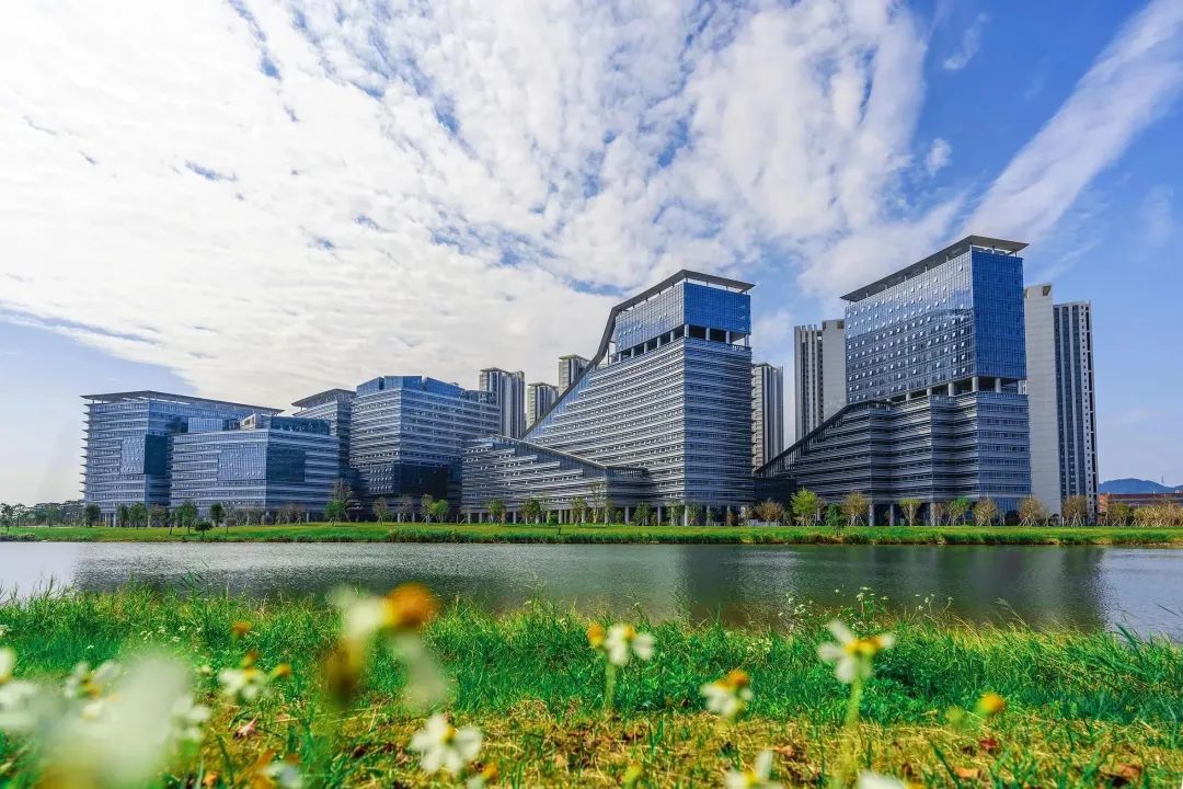 沿着正确方向推动幸运时时彩现代化建设行稳致远 努力为全省高质量发展作出新的更大贡献3.jpeg