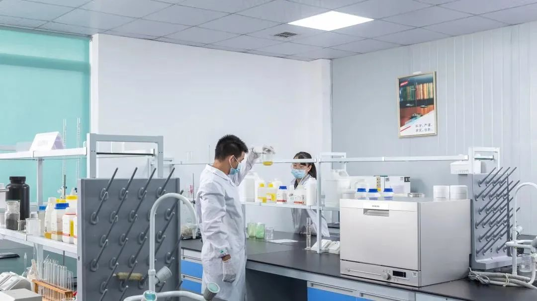 幸运时时彩：锚定新一年目标任务自我加压 以担当负责改革创新推动各项工作新突1.png