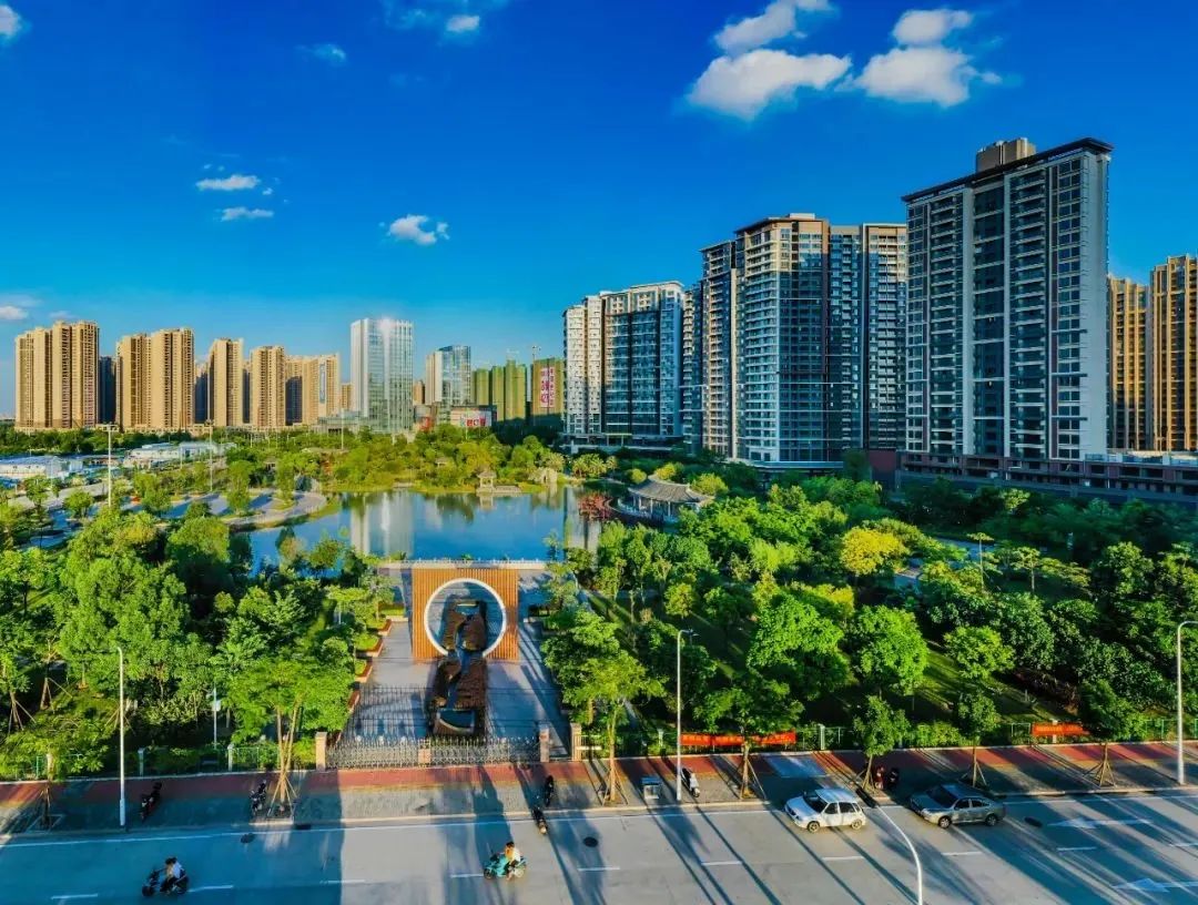 市委常委会召开会议，部署推进深中营商环境一体化、绿美幸运时时彩等工作3.jpeg