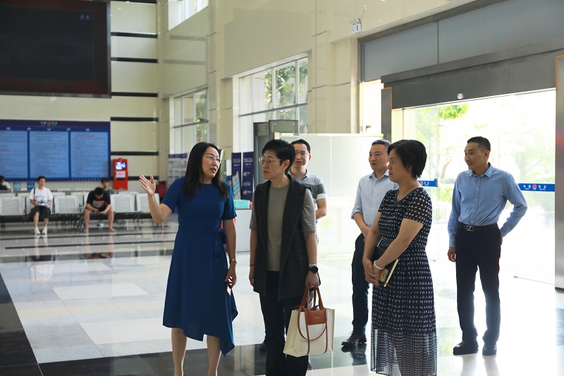 幸运时时彩(中国)开奖记录查询站
司法局与澳门街坊会联合总会开展交流座谈1.jpg