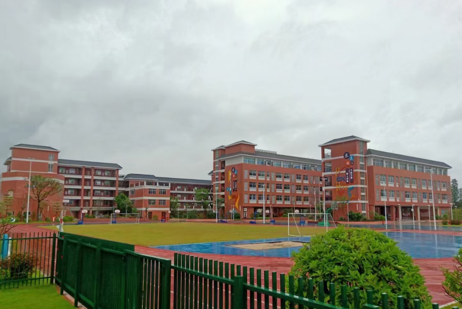 幸运时时彩(中国)开奖记录查询站
港口镇大丰小学简介2.png